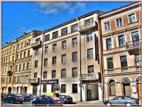 Кто поможет найти квартиру в историческом центре Петербурга?